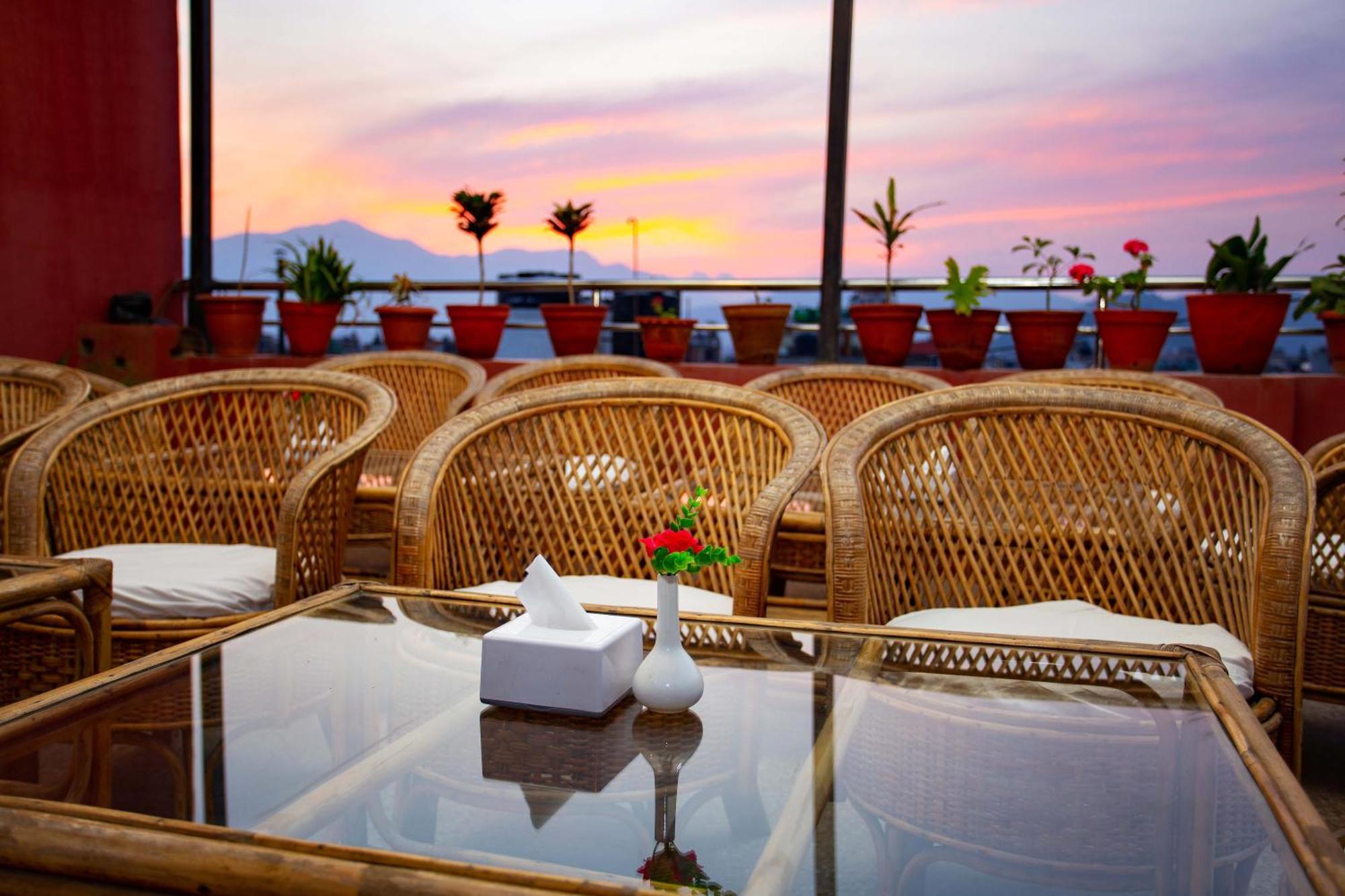 Hotel Jay Suites Catmandu Exterior foto